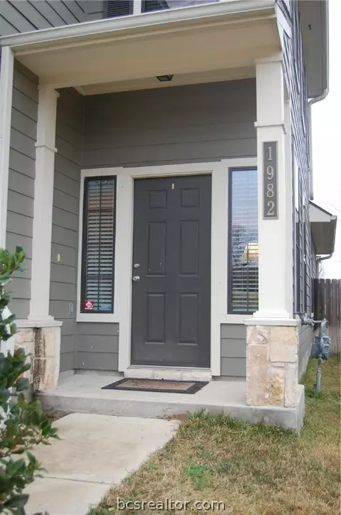 1982 Mountain Wind Ct, Bryan, TX 77807 photo 4