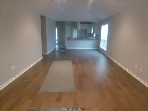 1201 Bennett St, Bryan, TX 77801 photo 3