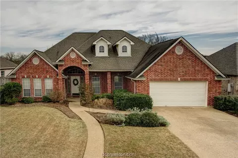 3928 Park Hurst, Bryan, TX 77802 photo 2
