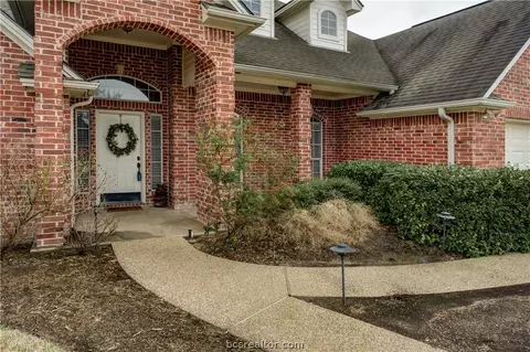 3928 Park Hurst, Bryan, TX 77802 photo 3