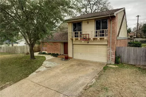 2910 Camelot Dr, Bryan, TX 77802 photo 22