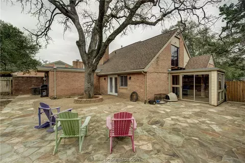 2910 Camelot Dr, Bryan, TX 77802 photo 18