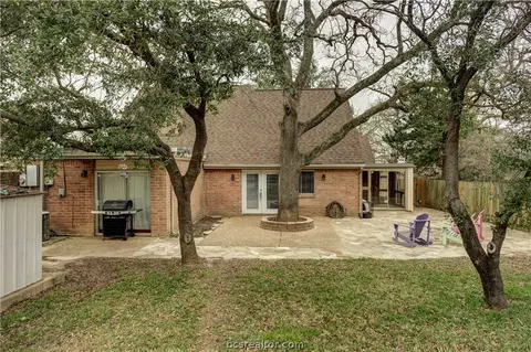 2910 Camelot Dr, Bryan, TX 77802 photo 19