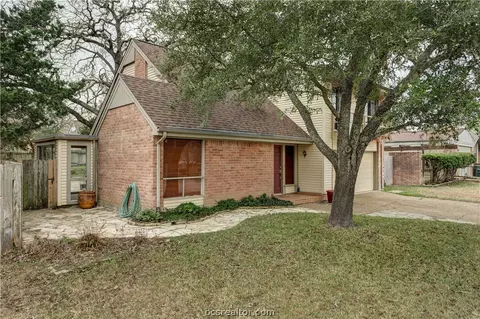 2910 Camelot Dr, Bryan, TX 77802 photo 21