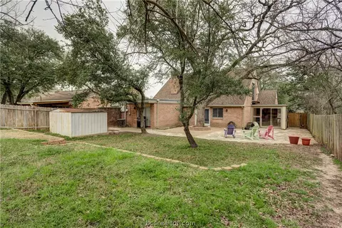 2910 Camelot Dr, Bryan, TX 77802 photo 20