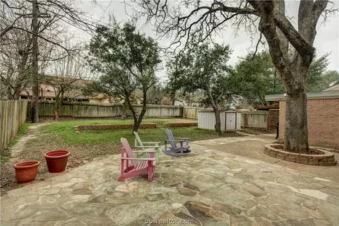 2910 Camelot Dr, Bryan, TX 77802 photo 17