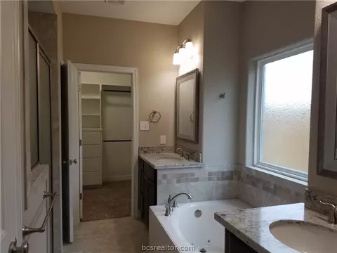 3072 Archer Cir, Bryan, TX 77808 photo 5