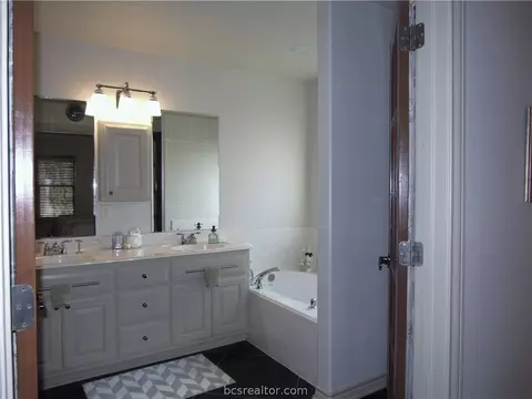 5310 Draycott Ct, Bryan, TX 77802 photo 11