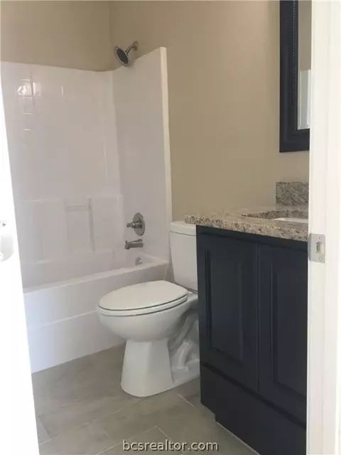 202 Tee Dr, Bryan, TX 77801 photo 11