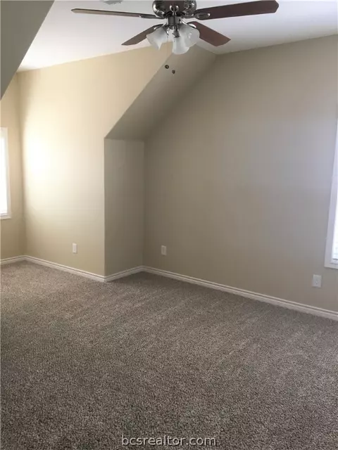 202 Tee Dr, Bryan, TX 77801 photo 16