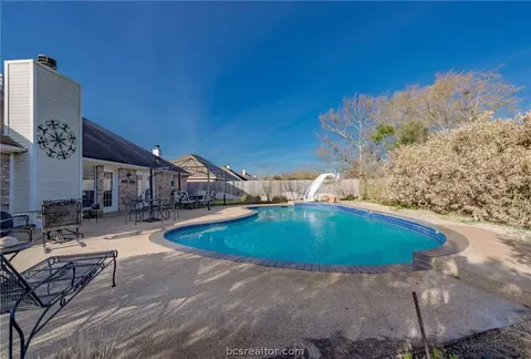 3919 Brighton Dr, Bryan, TX 77802 photo 22