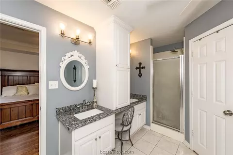 3919 Brighton Dr, Bryan, TX 77802 photo 14