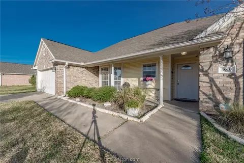 3919 Brighton Dr, Bryan, TX 77802 photo 27