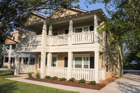 3910 Aspen St, Bryan, TX 77801 photo 1