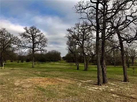 3080 Peterson Cir, Bryan, TX 77802 photo 4