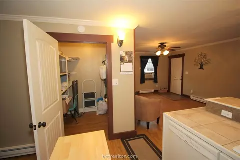 9647 Taylor Rd, Bryan, TX 77808 photo 7