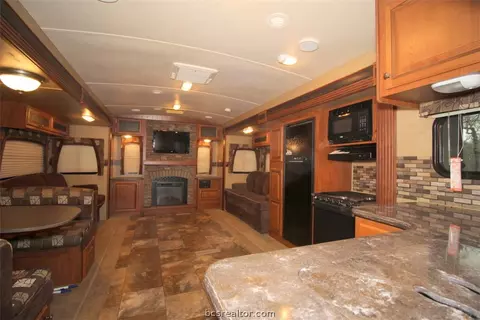 9647 Taylor Rd, Bryan, TX 77808 photo 37