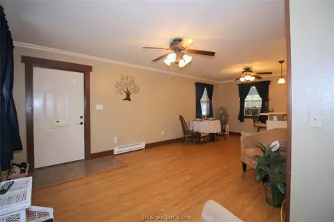 9647 Taylor Rd, Bryan, TX 77808 photo 3
