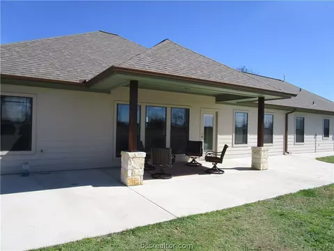 8706 Tejas Ranch Loop, Bryan, TX 77808 photo 6