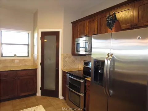 8706 Tejas Ranch Loop, Bryan, TX 77808 photo 10
