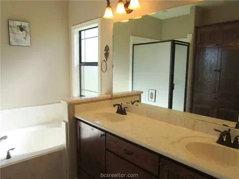 8706 Tejas Ranch Loop, Bryan, TX 77808 photo 22
