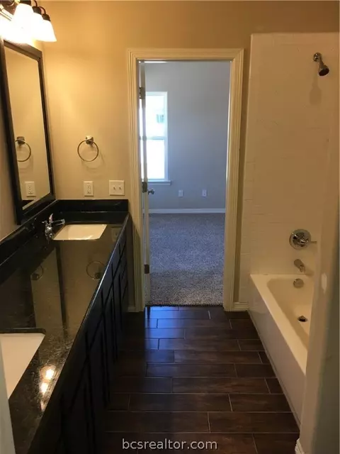 1802 Bamboo St, Bryan, TX 77803 photo 17