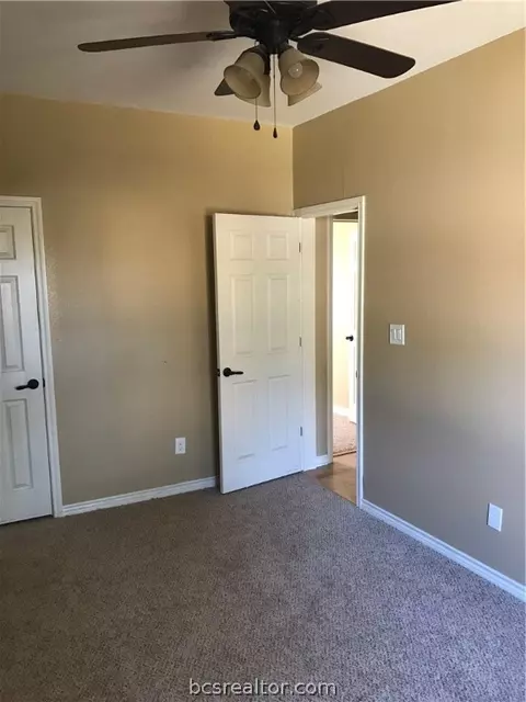 112 Rebecca St, Bryan, TX 77801 photo 22