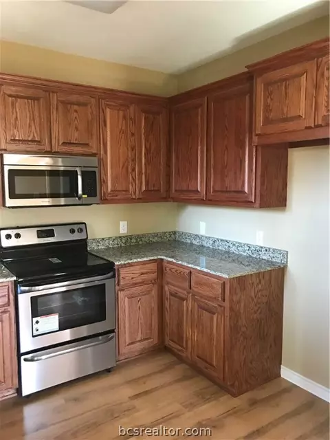112 Rebecca St, Bryan, TX 77801 photo 11