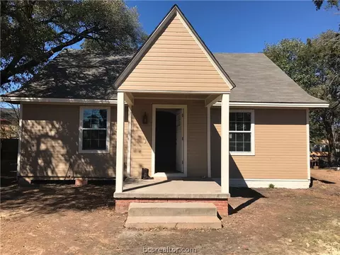 112 Rebecca St, Bryan, TX 77801 photo 2