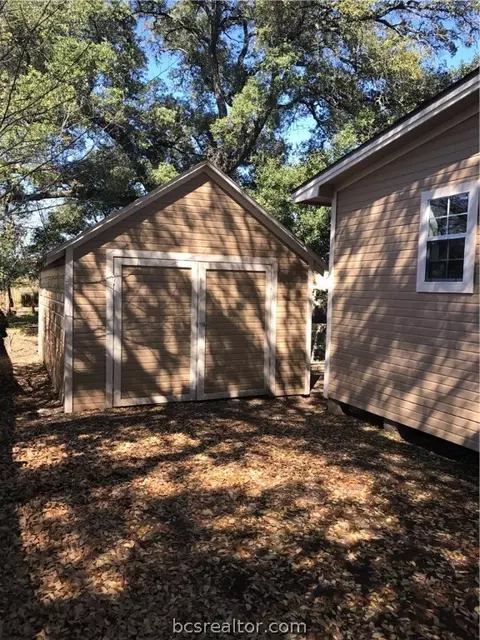 112 Rebecca St, Bryan, TX 77801 photo 28