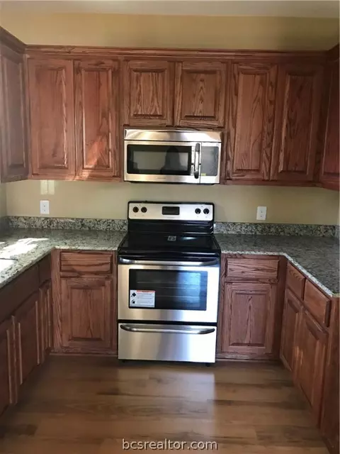 112 Rebecca St, Bryan, TX 77801 photo 10