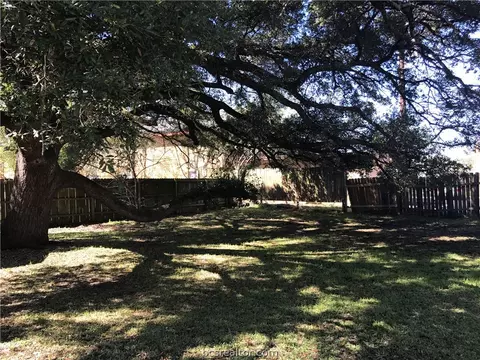 112 Rebecca St, Bryan, TX 77801 photo 26