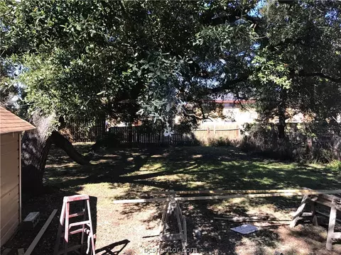 112 Rebecca St, Bryan, TX 77801 photo 23