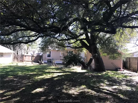 112 Rebecca St, Bryan, TX 77801 photo 25