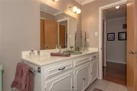2901 Rustling Oaks Dr, Bryan, TX 77802 photo 16