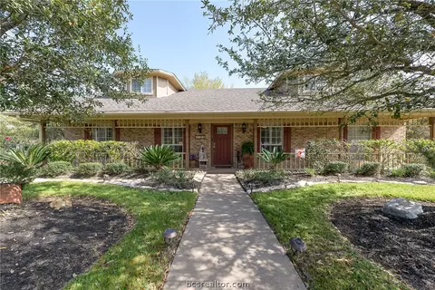 2901 Rustling Oaks Dr, Bryan, TX 77802 photo 1
