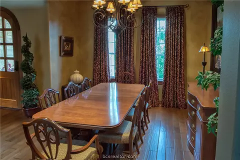3312 Willow Ridge Dr, Bryan, TX 77807 photo 4