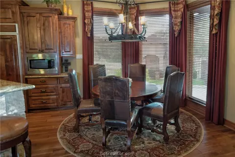 3312 Willow Ridge Dr, Bryan, TX 77807 photo 7