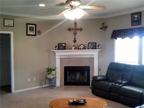 3882 Mancuso Rd, Bryan, TX 77808 photo 5