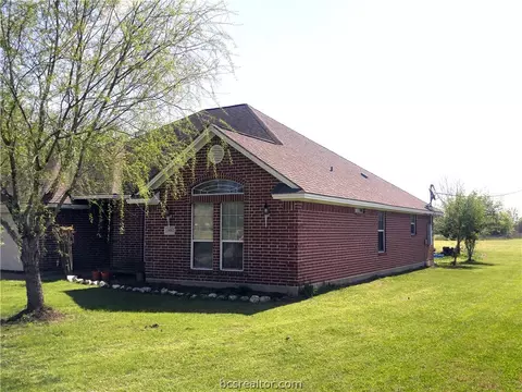 3882 Mancuso Rd, Bryan, TX 77808 photo 4