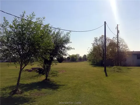 3882 Mancuso Rd, Bryan, TX 77808 photo 11