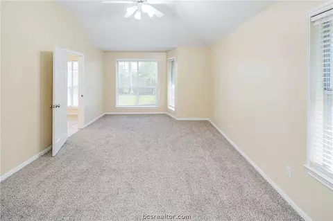 3902 Brighton Dr, Bryan, TX 77802 photo 19