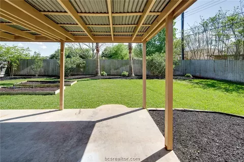 3902 Brighton Dr, Bryan, TX 77802 photo 31