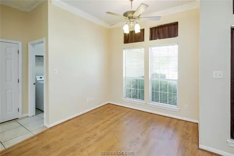 3902 Brighton Dr, Bryan, TX 77802 photo 6