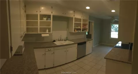 4205 Nagle St, Bryan, TX 77801 photo 6