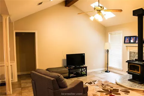 3804 Brockhampton Dr, Bryan, TX 77802 photo 2