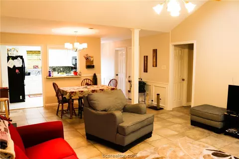 3804 Brockhampton Dr, Bryan, TX 77802 photo 9