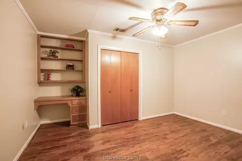 3817 Holly Dr, Bryan, TX 77802 photo 10