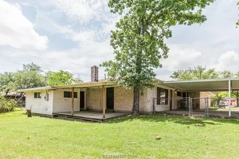 3817 Holly Dr, Bryan, TX 77802 photo 13