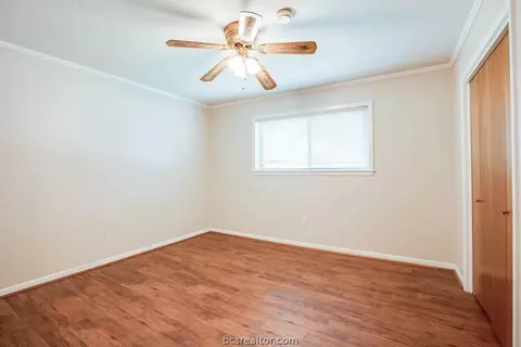 3817 Holly Dr, Bryan, TX 77802 photo 8